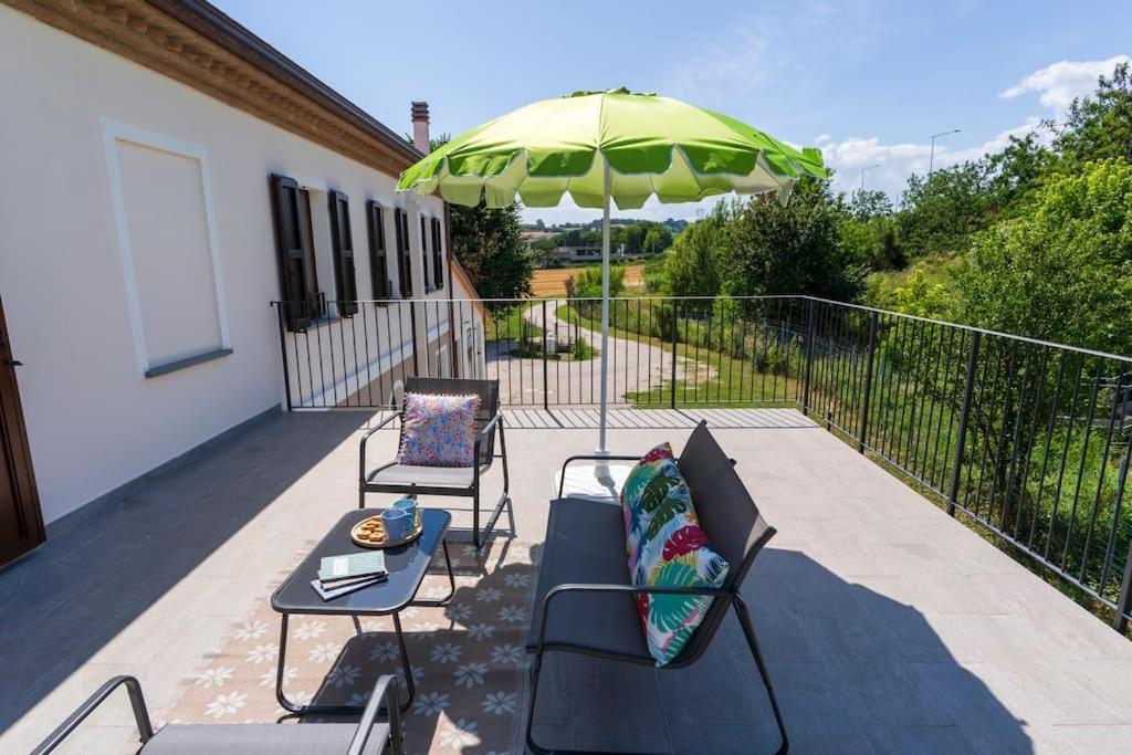 Casale Passalacqua Pesaro By Yohome La Torraccia Exterior foto